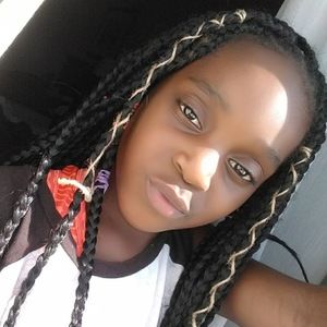 Meet your Posher, Chaunell